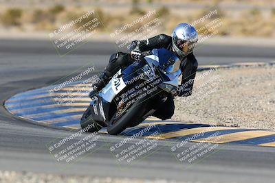 media/Jan-09-2022-SoCal Trackdays (Sun) [[2b1fec8404]]/Turn 11 (935am)/